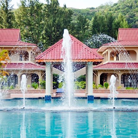 Oasis Hotel Restaurant & Spa Grand Anse  Exterior photo