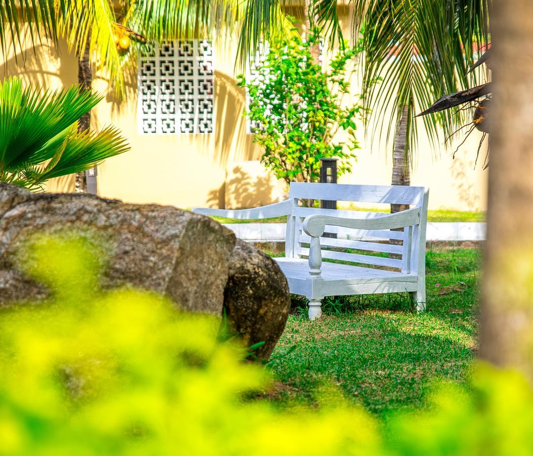 Oasis Hotel Restaurant & Spa Grand Anse  Exterior photo